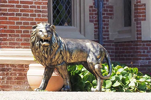 Life-size Outdoor Standing Bronze Lion Sculpture for Sale